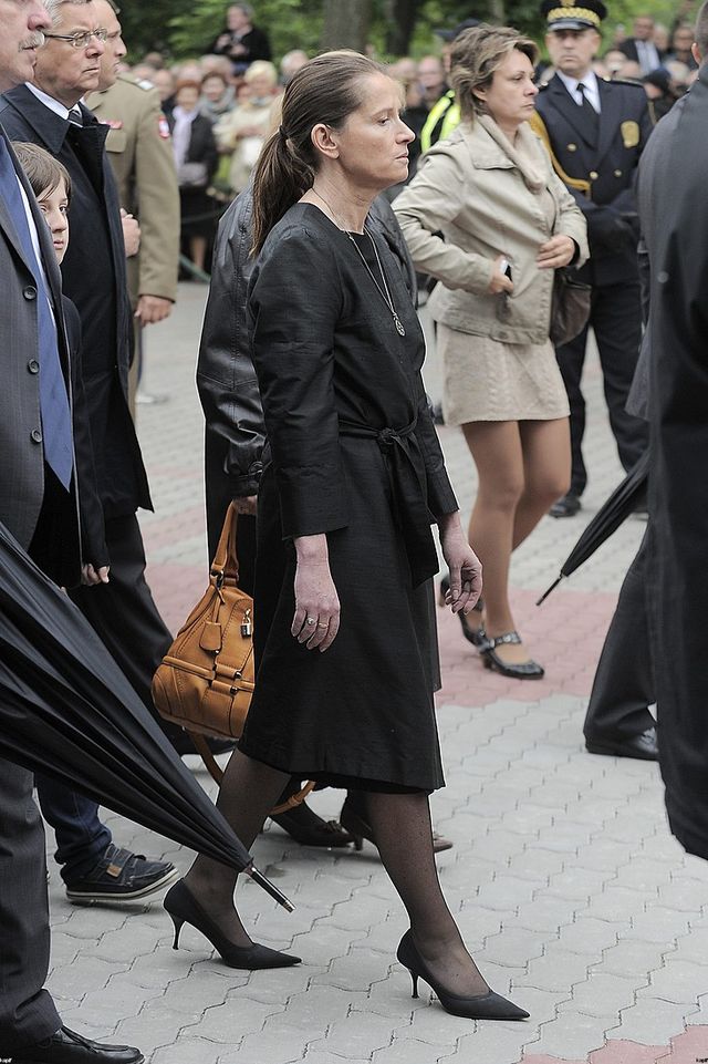 Pogrzeb Wojciecha Jaruzelskiego w atmosferze skandalu (FOTO) Pogrzeb Wojciecha Jaruzelskiego w atmosferze skandalu (FOTO)