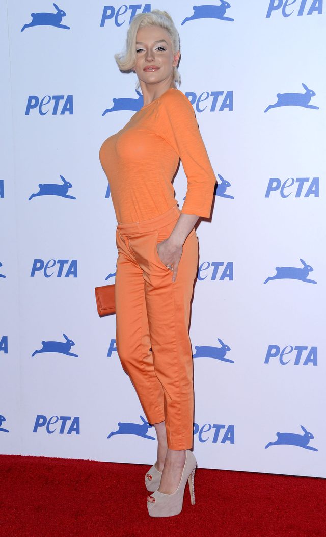 A kiedy Courtney Stodden zmyje tapetę... (Instagram)