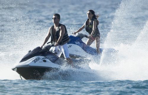 Simon Cowell szalał na skuterach wodnych