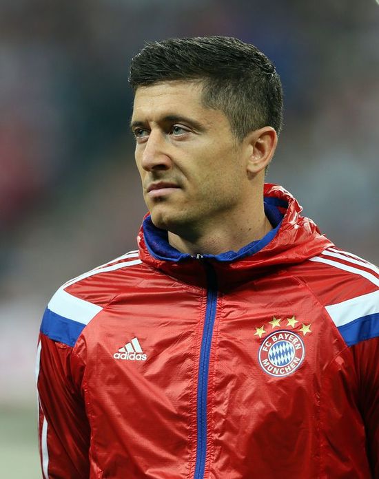 Robert Lewandowski to całkowite przeciwieństwo Cristiano Ronaldo (VIDEO)