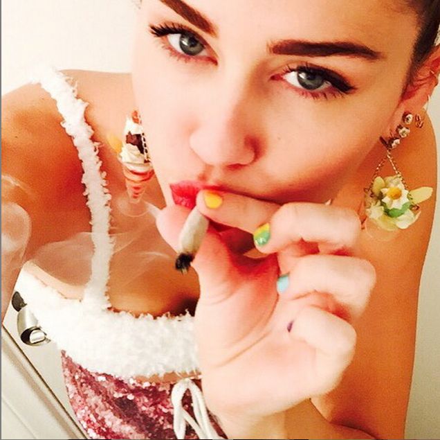 Miley Cyrus zakpiła z Taylor Swift (Insta) Miley Cyrus zakpiła z Taylor Swift (Insta)