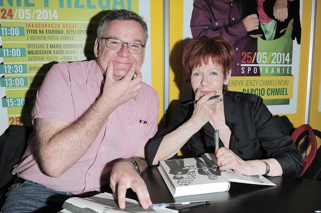 Czubaszek w święta je parówki