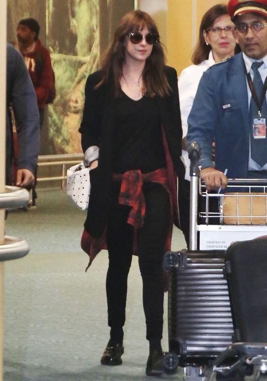 3..2...1 i przestanie uśmiechać się do paparazzi (FOTO) 3..2...1 i przestanie uśmiechać się do paparazzi (FOTO)