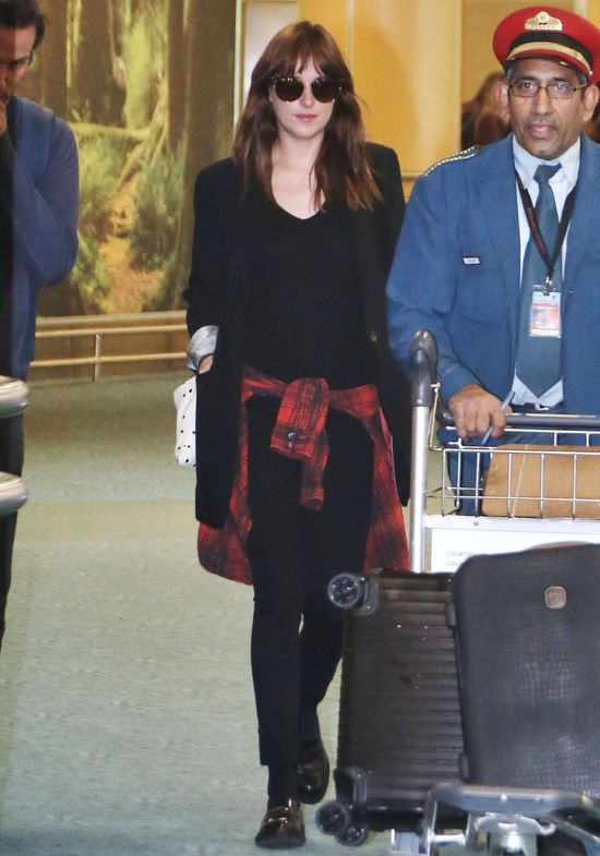 3..2...1 i przestanie uśmiechać się do paparazzi (FOTO) 3..2...1 i przestanie uśmiechać się do paparazzi (FOTO)