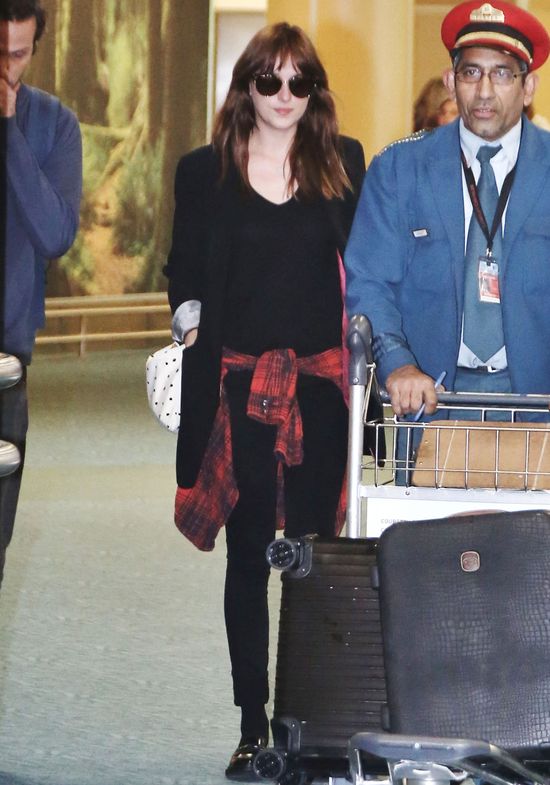 3..2...1 i przestanie uśmiechać się do paparazzi (FOTO) 3..2...1 i przestanie uśmiechać się do paparazzi (FOTO)