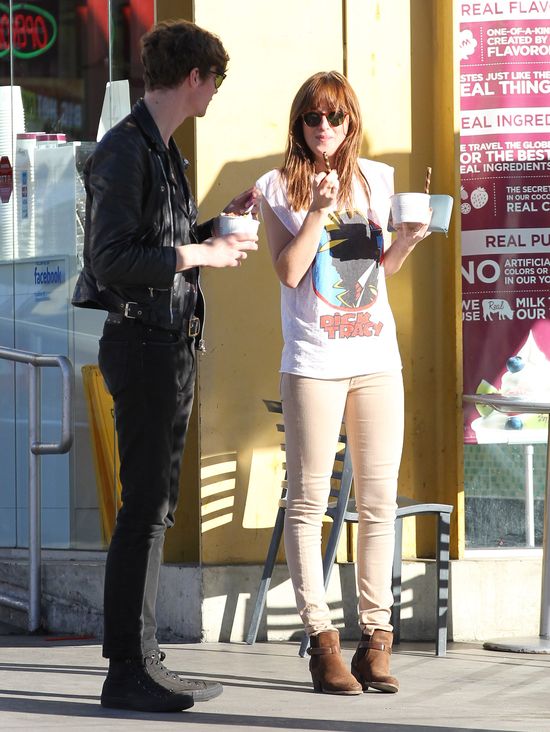 Dakota Johnson na rance z brzydszą wersja Jamiego Dornana