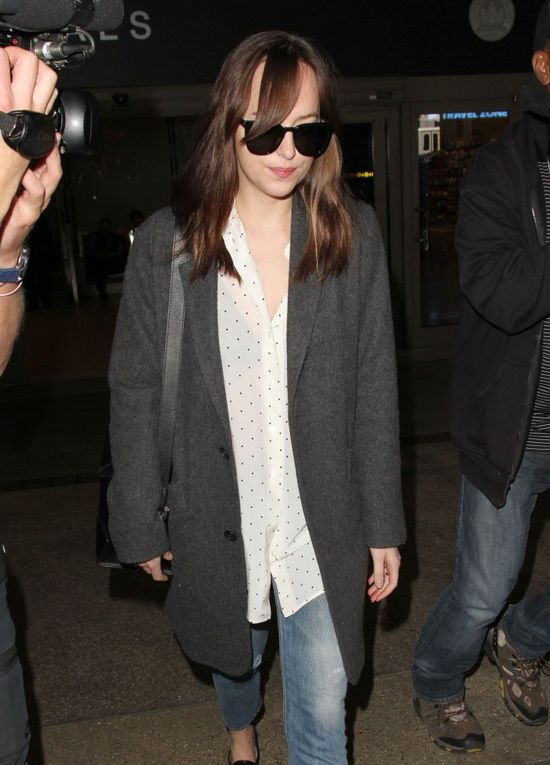 Tego jeszcze nie było! Fani żądają, by Dakota Johnson zmieniła... Tego jeszcze nie było! Fani żądają, by Dakota Johnson zmieniła...