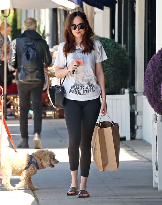 By mieć takie nogi, wcale nie musisz katować się na siłowni