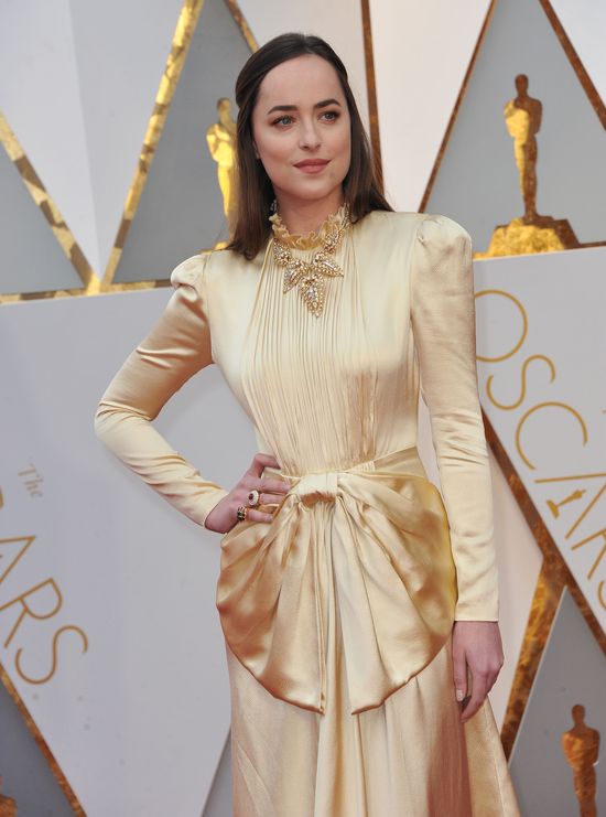  Historia kryjąca się za nowym filmem Dakoty Johnson, może szokować