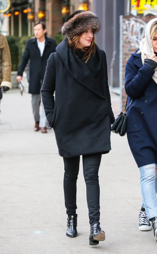 Dakota Johnson grabi sobie u obrońców zwierząt (FOTO)