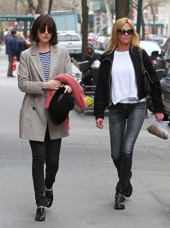 Dakota Johnson pokazuje, że nie jest typowa?