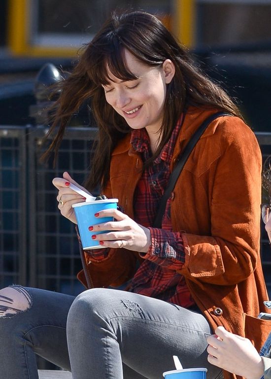 Tak wygląda Dakota Johnson bez makijażu (FOTO) Tak wygląda Dakota Johnson bez makijażu (FOTO)