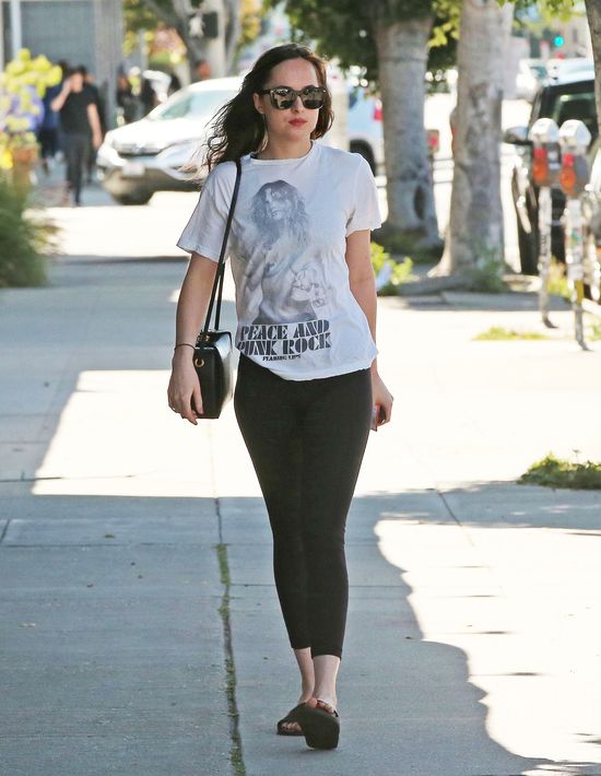 By mieć takie nogi, wcale nie musisz katować się na siłowni