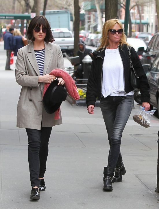 Dakota Johnson pokazuje, że nie jest typowa?