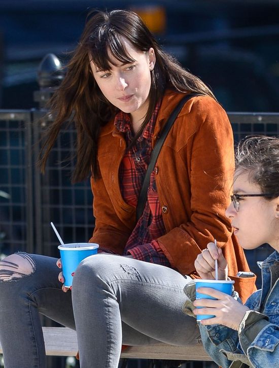 Tak wygląda Dakota Johnson bez makijażu (FOTO) Tak wygląda Dakota Johnson bez makijażu (FOTO)