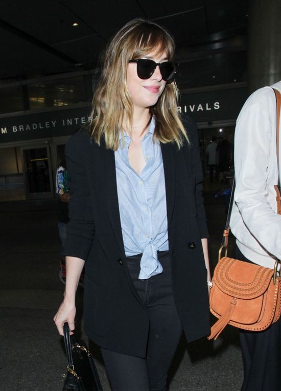 Dakota Johnson powróciła z Nicei w gwiazdorskim stylu (FOTO)