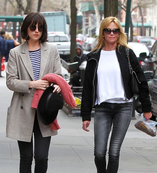 Dakota Johnson pokazuje, że nie jest typowa?