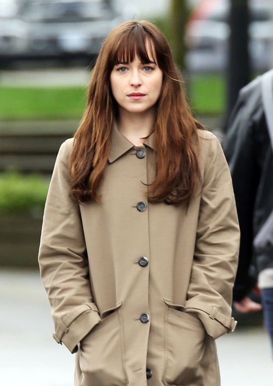 Piękna Dakota Johnson na planie Ciemniejszej Strony Greya!