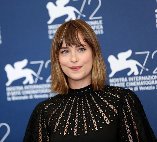 Dakota Johnson dała ciała na festiwalu w Wenecji? (FOTO)