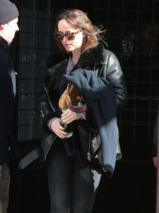 Dakota Johnson wciąż szuka swojego stylu (FOTO)