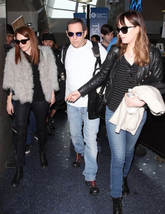 Kiedy Dakota Johnson zrzuci romantyczną sukienkę... (FOTO) Kiedy Dakota Johnson zrzuci romantyczną sukienkę... (FOTO)