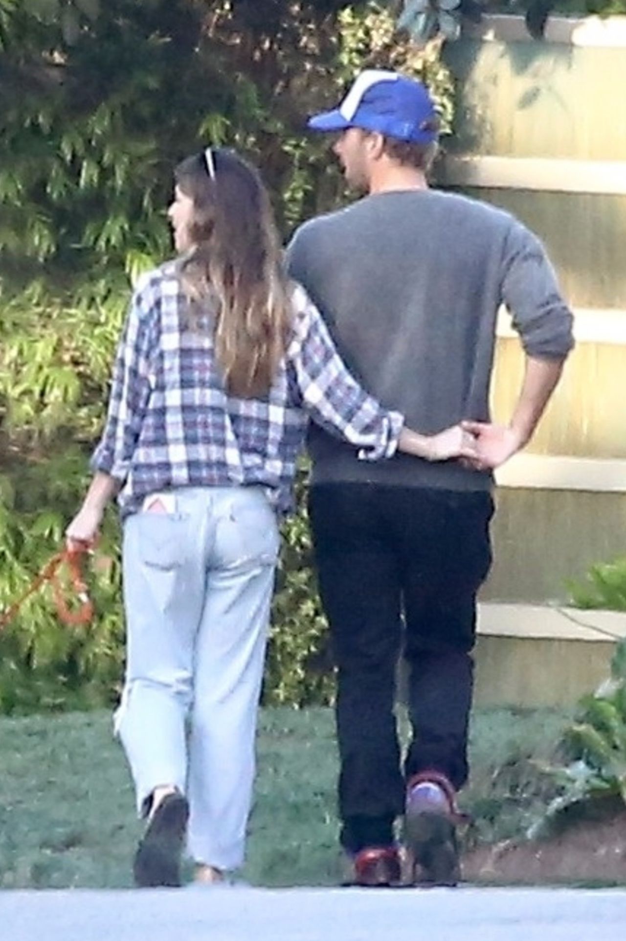 Dakota Johnson i Chris Martin zrobili sobie TAKIE SAME tatuaże (ZDJĘCIA)