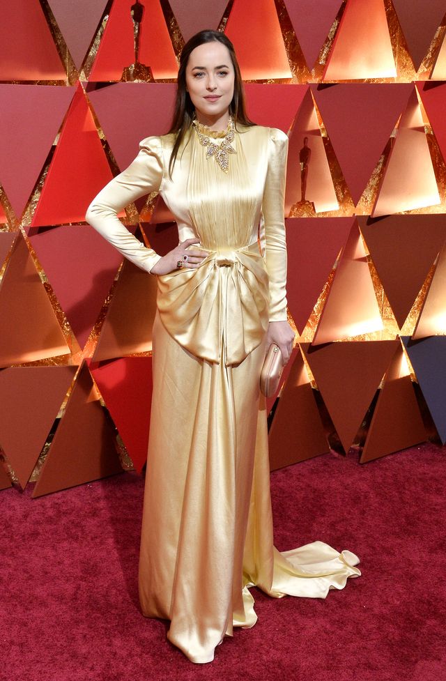 Gdyby nie ta fryzura Dakota Johnson byłaby królową Oscarów Gdyby nie ta fryzura Dakota Johnson byłaby królową Oscarów