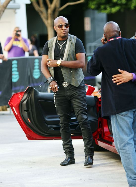 Historia pierścionków zaręczynowych Kim Kardashian (FOTO)