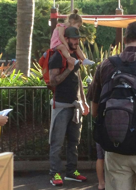 Troskliwy tata David Beckham