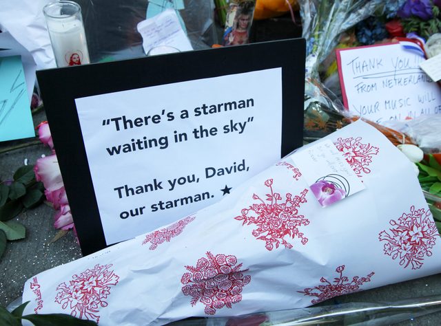 David Bowie - pogrzebu nie będzie