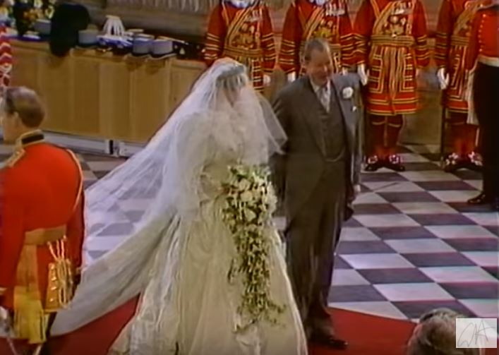 Wyszły na JAW szczegóły na temat drugiej sukni ślubnej księżnej Diany!