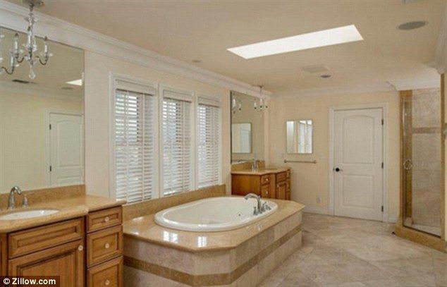 Tak mieszkała Demi Lovato, gdy miała 15 lat (FOTO)