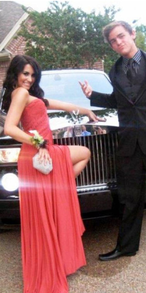 Szok! Tak wyglądały gwiazdy na swoich maturalnych balach Szok! Tak wyglądały gwiazdy na swoich maturalnych balach