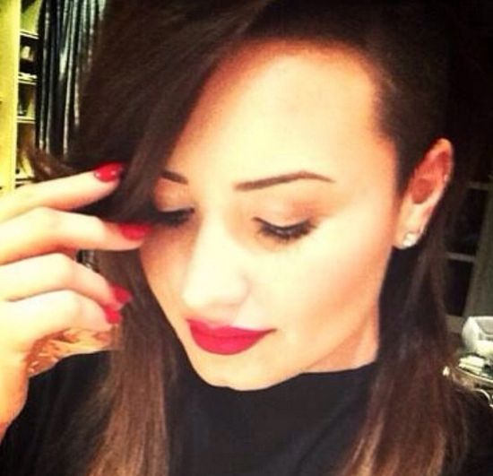 Demi Lovato bez makijażu i w nowym kolorze na włosach