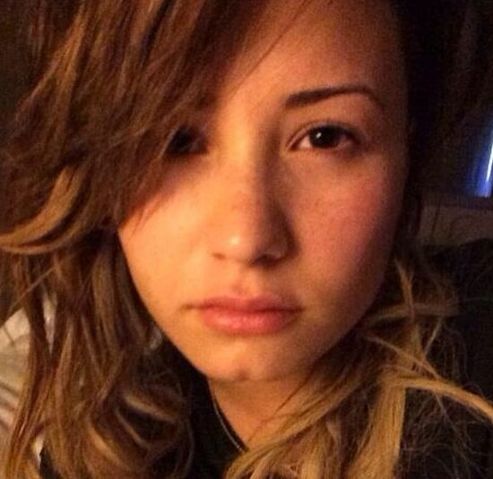 Chłopak sfotografował Demi Lovato zaraz po seksie? (FOTO) Chłopak sfotografował Demi Lovato zaraz po seksie? (FOTO)