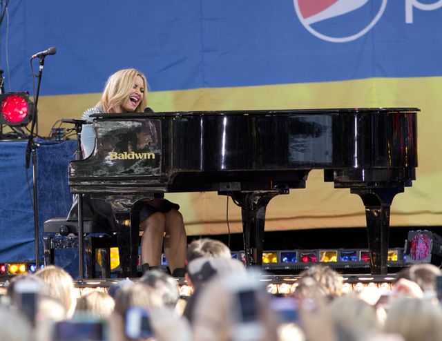 Demi Lovato szaleje na scenie (FOTO)