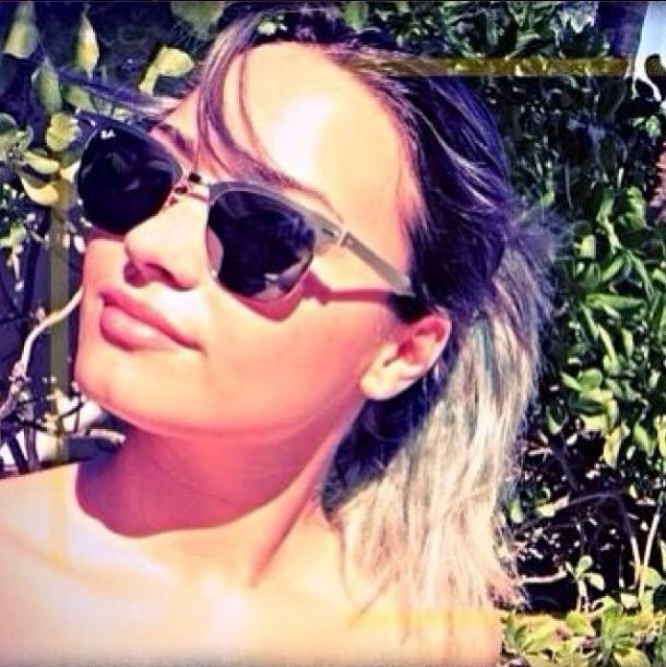 Demi Lovato podczas urlopu zniszczyła sobie włosy (FOTO)