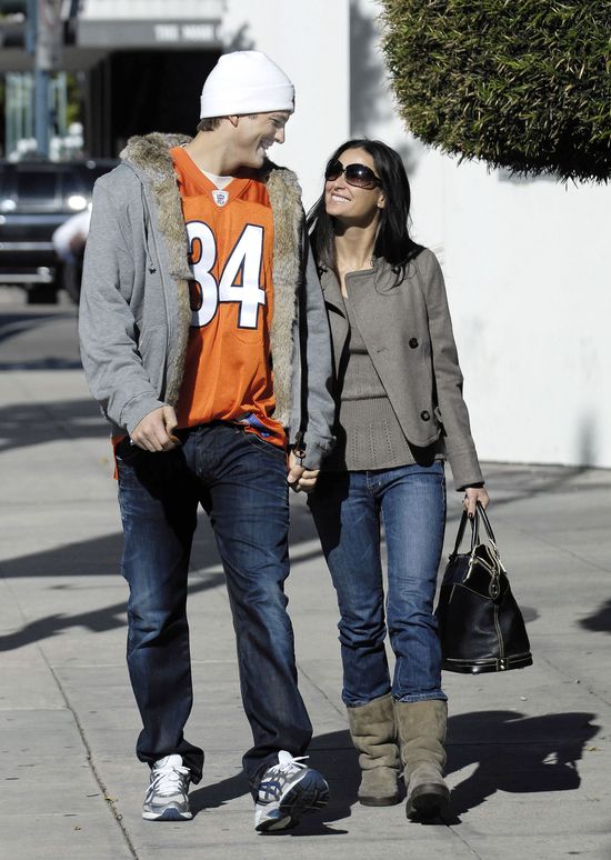 Jak Demi Moore zareagowała na wieść o ciąży Mili Kunis? 