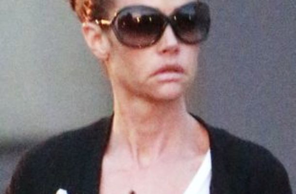 Denise Richards – wychudzona i zmęczona (FOTO)