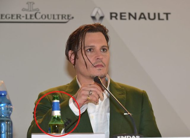 To zdjęcie podsyciło plotki o kłopotach Johnny'ego Deppa