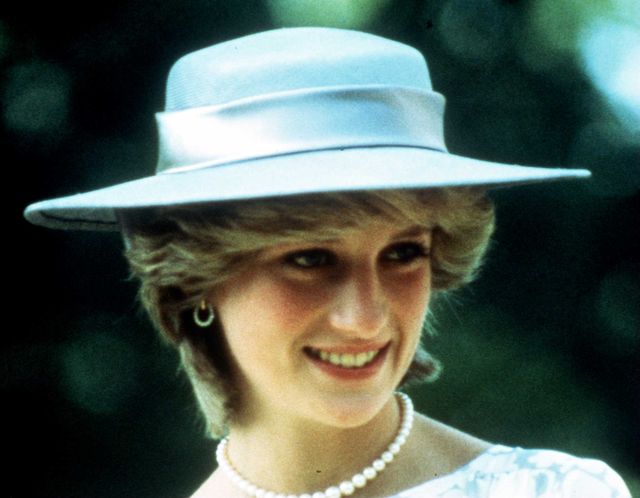 SZOK! Czy były KOCHANEK księżnej Diany jest ojcem Harry'ego? SZOK! Czy były KOCHANEK księżnej Diany jest ojcem Harry'ego?