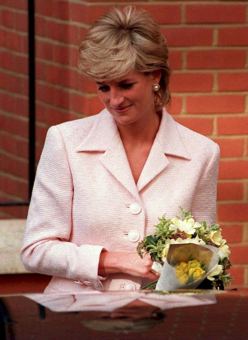 Diana przygotowała dla Karola prezent na święta - jego reakcja była OKRUTNA