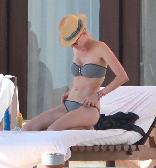 Diane Kruger i Joshua Jackson wygrzewaja się w słońcu Diane Kruger i Joshua Jackson wygrzewaja się w słońcu