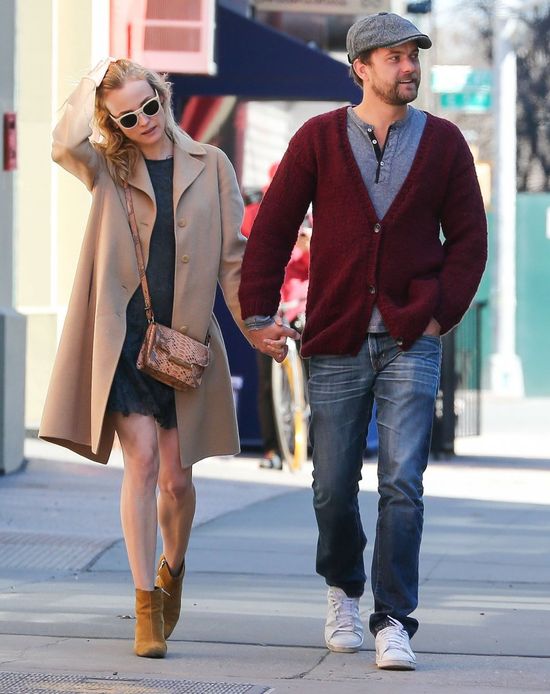 Udało jej się ukryć ciążę przed mediami?! (FOTO) Udało jej się ukryć ciążę przed mediami?! (FOTO)