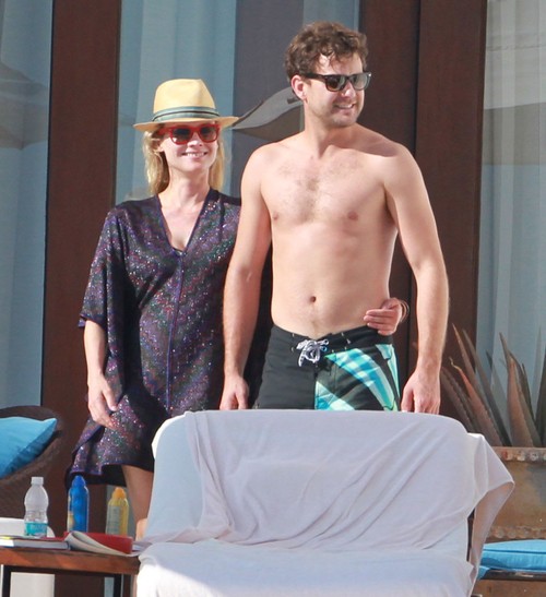 Diane Kruger i Joshua Jackson wygrzewaja się w słońcu Diane Kruger i Joshua Jackson wygrzewaja się w słońcu