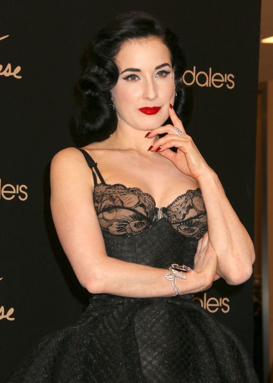 Oto królowa koronkowego imperium (FOTO)