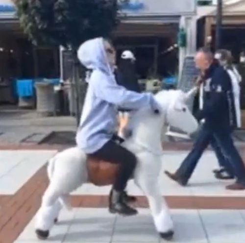 Doda robi coś dziwnego [VIDEO]