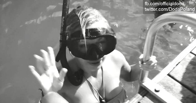 Doda wiedziała, kiedy wypuścić nowy klip (VIDEO)