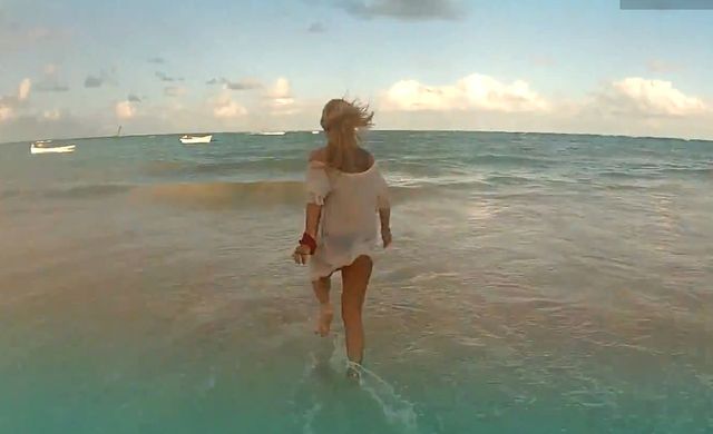 Doda wiedziała, kiedy wypuścić nowy klip (VIDEO)