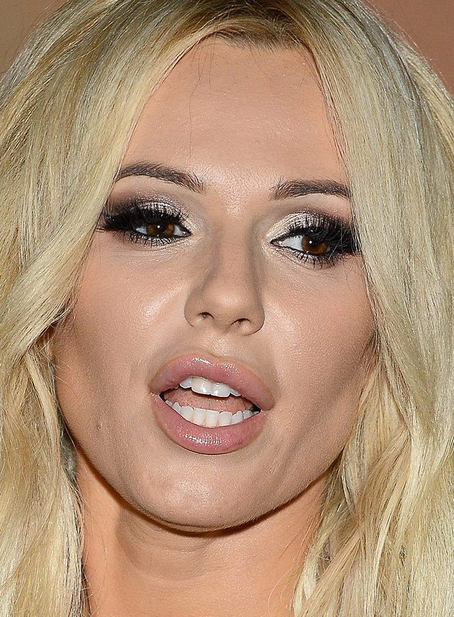 Doda przesadziła z treningami? (Instagram)